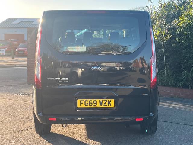 2019 Ford Tourneo Custom 2.0 EcoBlue 130ps L2 H1 9 Seater Titanium