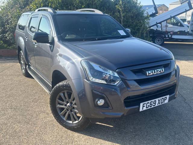 Isuzu D-max 1.9 Blade Double Cab 4x4 Pick Up Diesel Black
