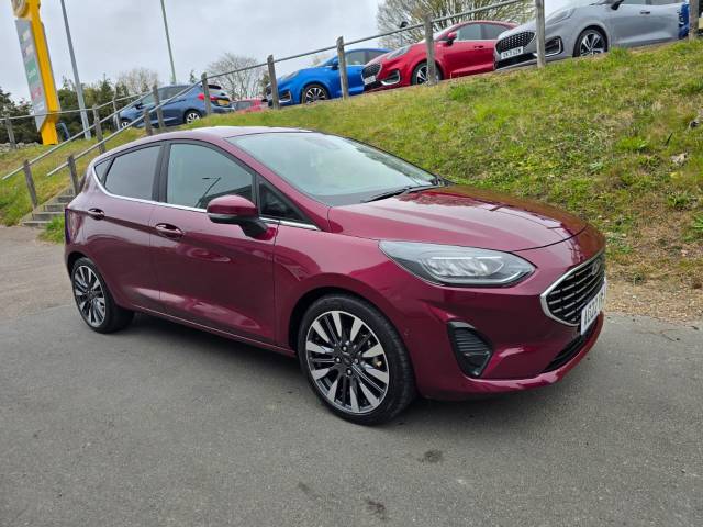 Ford Fiesta 1.0 EcoBoost Hbd mHEV 125 Titanium Vignale 5dr Hatchback Petrol Beautiful Berry