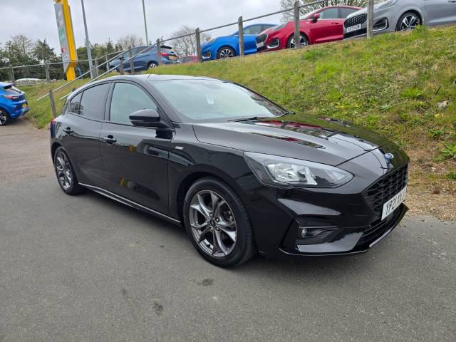 Ford Focus 1.5 EcoBlue 120 ST-Line 5dr Hatchback Diesel Agate Black