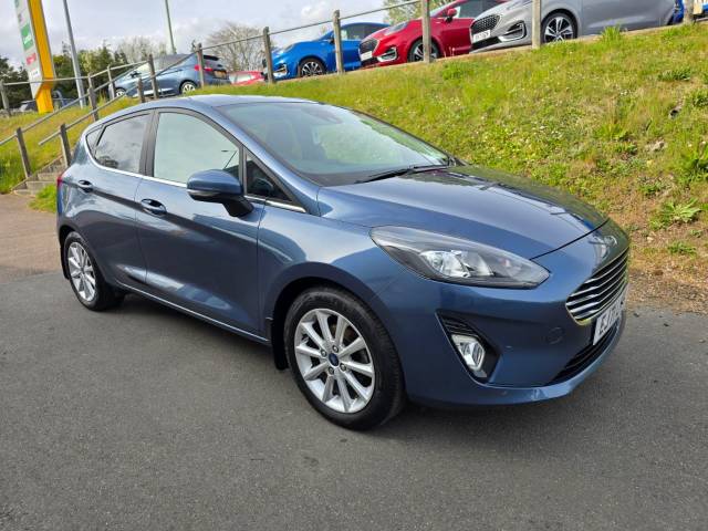 Ford Fiesta 1.0 EcoBoost Titanium 5dr Hatchback Petrol Chrome Blue
