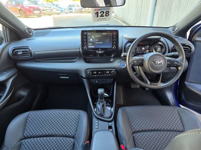 2022 Toyota Yaris 1.5 Hybrid Dynamic 5dr CVT