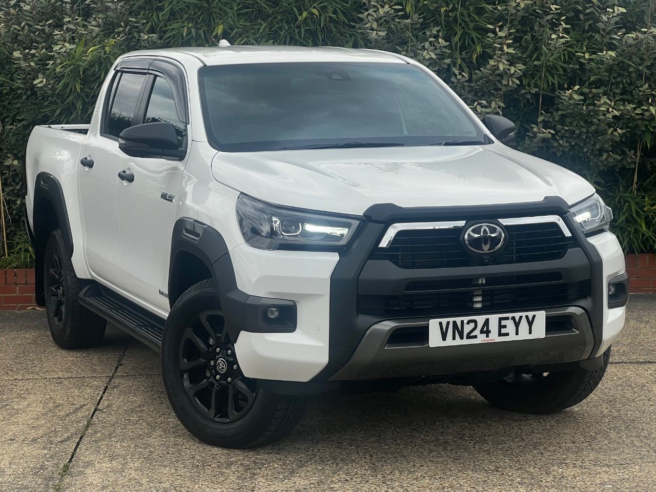 2024 Toyota Hilux