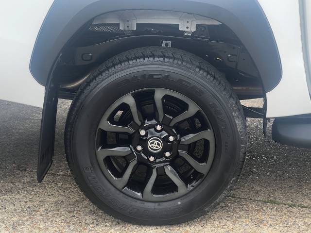 2024 Toyota Hilux Invincible X D/Cab Pick Up 2.8 D-4D Auto