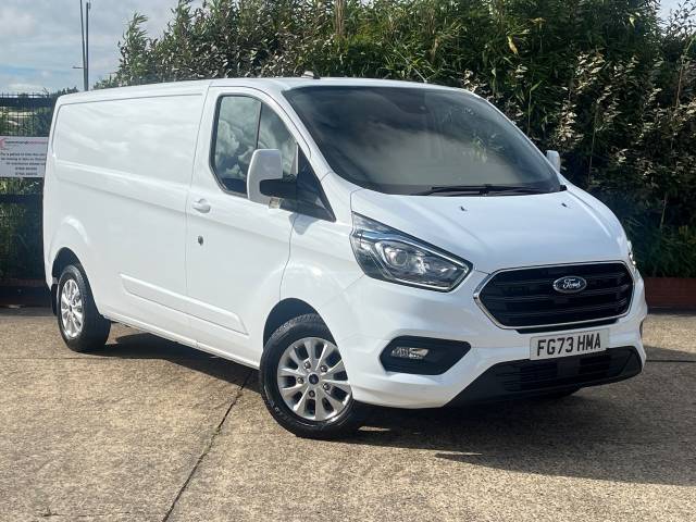 Ford Transit Custom 2.0 EcoBlue 130ps L2 H1 Limited Van Panel Van Diesel White