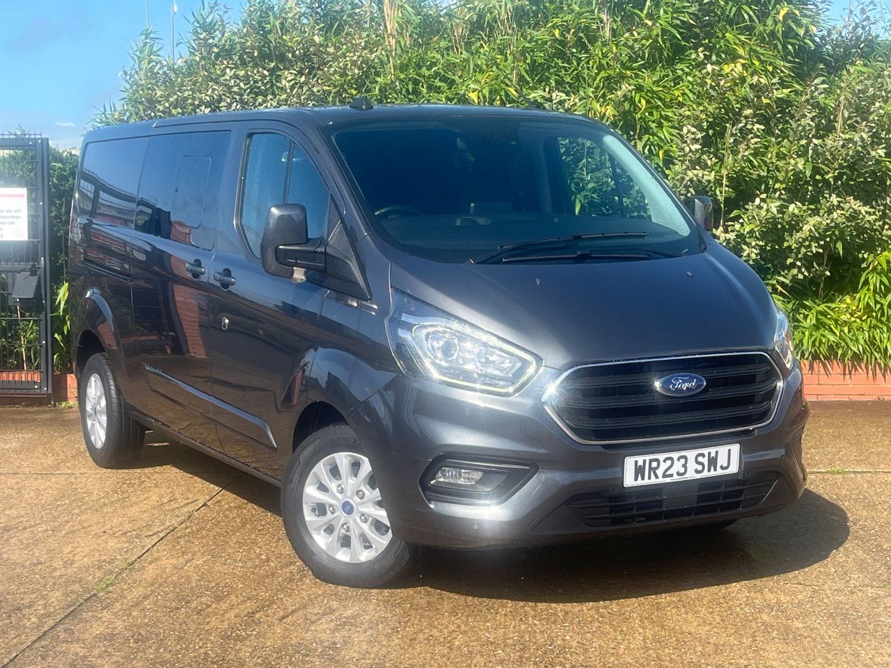 2023 Ford Transit Custom