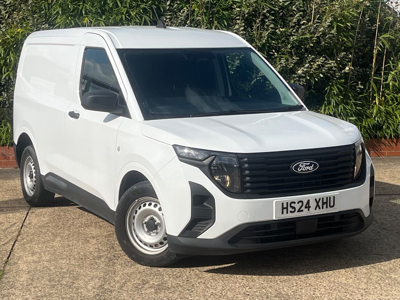 2024 Ford Transit Courier