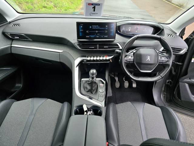 2021 Peugeot 5008 1.2 PureTech Allure Premium 5dr