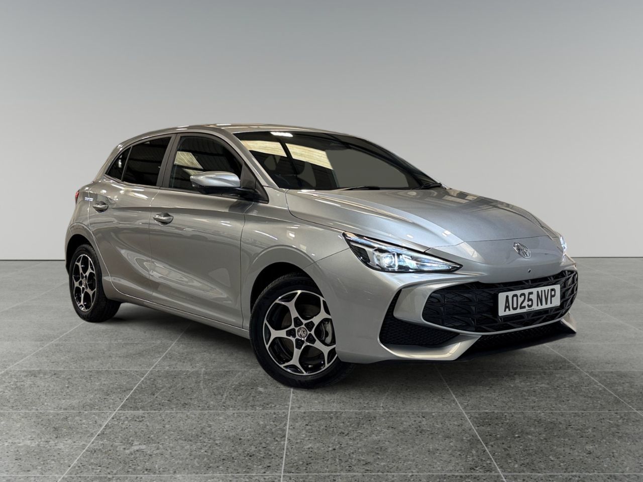 2025 MG 3