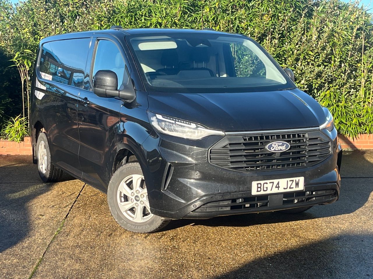 2024 Ford Transit Custom