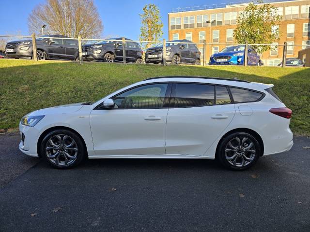 2025 Ford Focus 1.0 EcoBoost Hybrid mHEV ST-Line 5dr