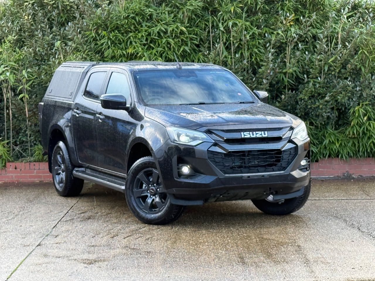 2025 Isuzu D-max