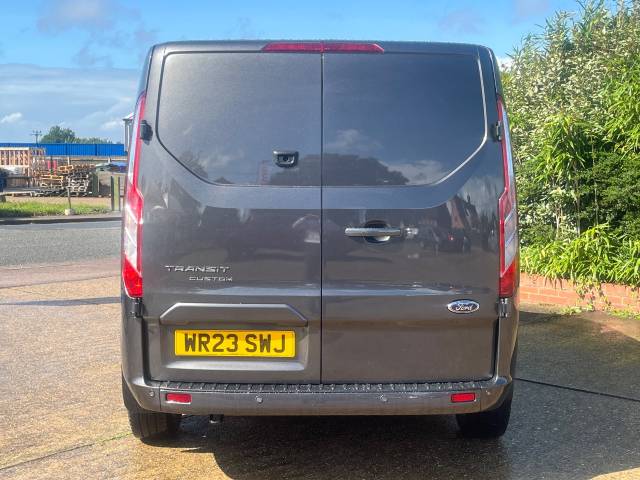 2023 Ford Transit Custom 2.0 EcoBlue 170ps L2 H1 D/Cab Limited Van Auto