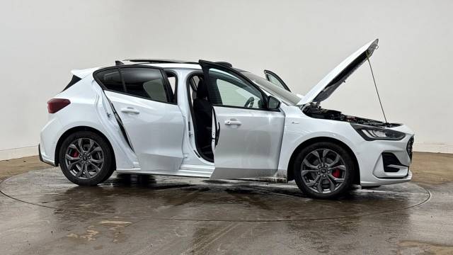 2025 Ford Focus 1.0 EcoBoost Hybrid mHEV ST-Line 5dr