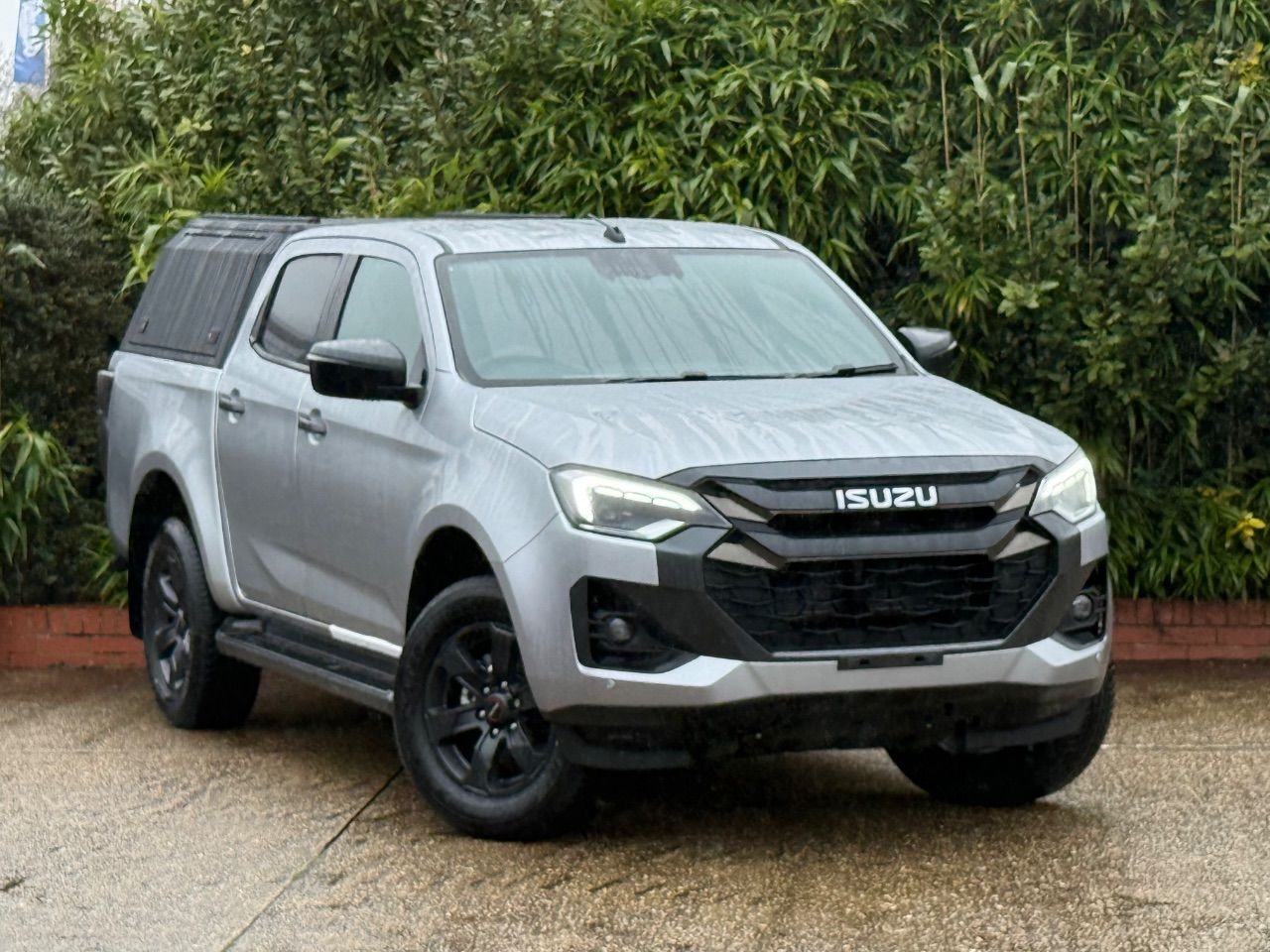 2025 Isuzu D-max