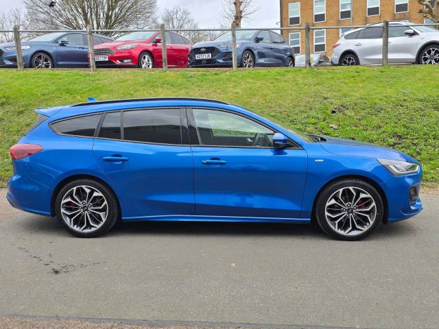 2023 Ford Focus 1.0 EcoBoost Hybrid mHEV ST-Line X 5dr Auto