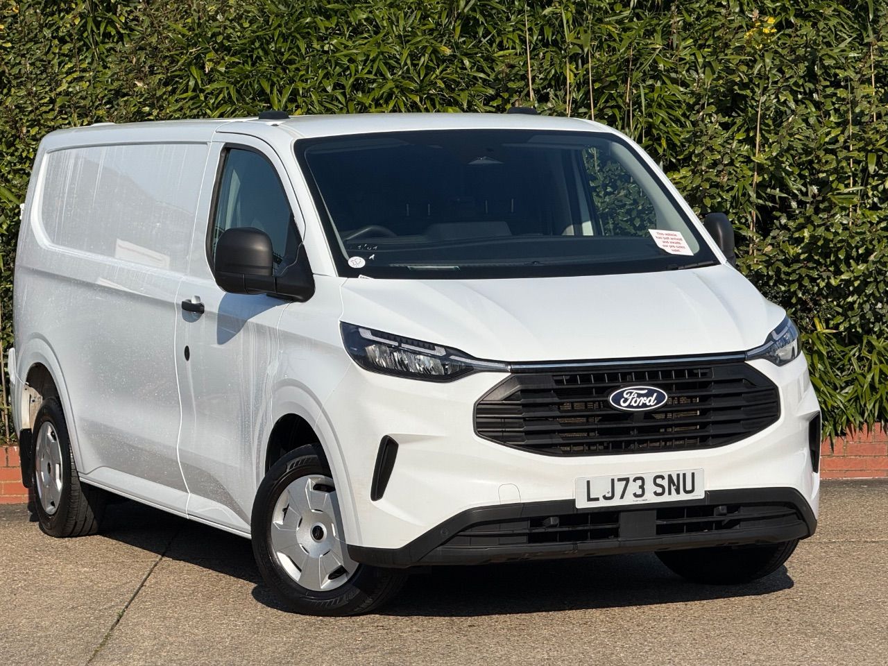 2024 Ford Transit Custom