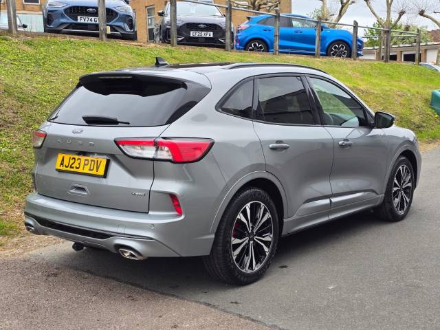 2023 Ford Kuga 2.5 FHEV ST-Line X Edition 5dr CVT