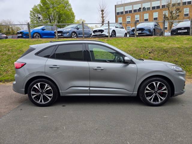 2023 Ford Kuga 2.5 FHEV ST-Line X Edition 5dr CVT