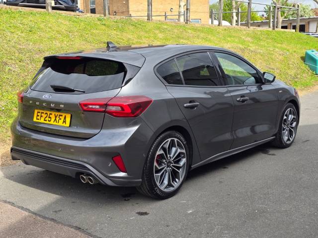 2025 Ford Focus 1.0 EcoBoost Hybrid mHEV 155 ST-Line X 5dr Auto