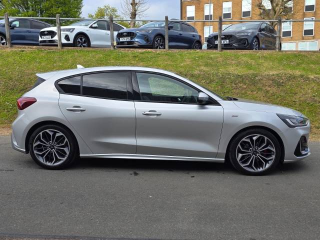 2022 Ford Focus 1.5 EcoBlue ST-Line Vignale 5dr Auto