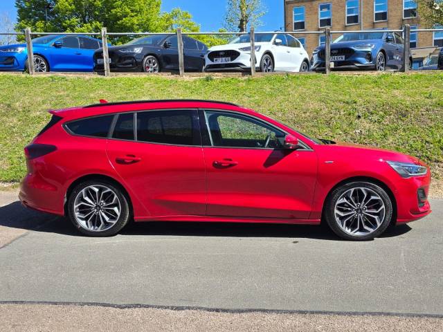 2025 Ford Focus 1.0 EcoBoost Hybrid mHEV 155 ST-Line X 5dr Auto