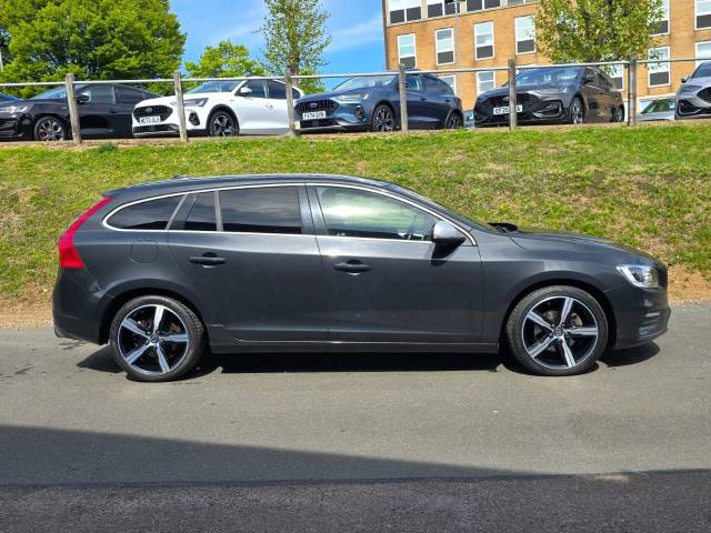 2017 Volvo V60 2.0 D4 [190] R DESIGN Lux Nav 5dr Geartronic [Ltr]