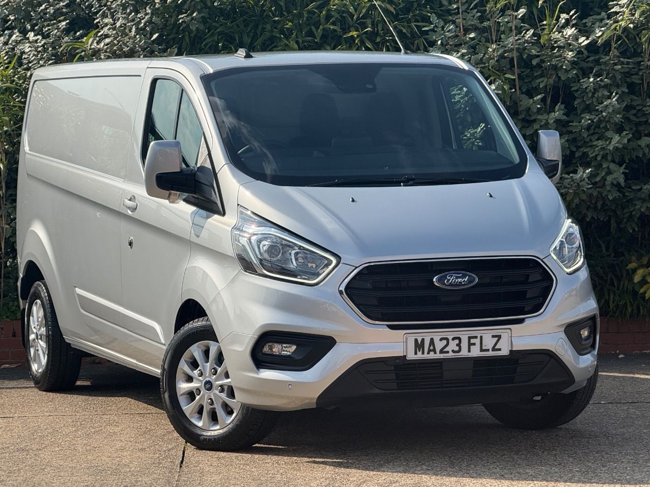 2023 Ford Transit Custom