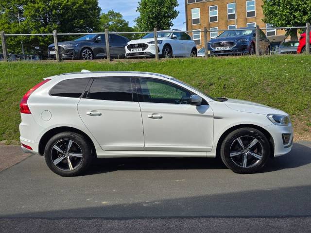 2017 Volvo XC60 2.0 D4 [190] R DESIGN Lux Nav 5dr Geartronic
