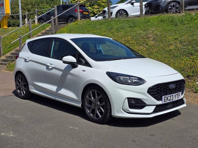 Ford Fiesta 1.0 EcoBoost Hybrid mHEV 125 ST-Line 5dr Auto Hatchback Petrol Frozen White