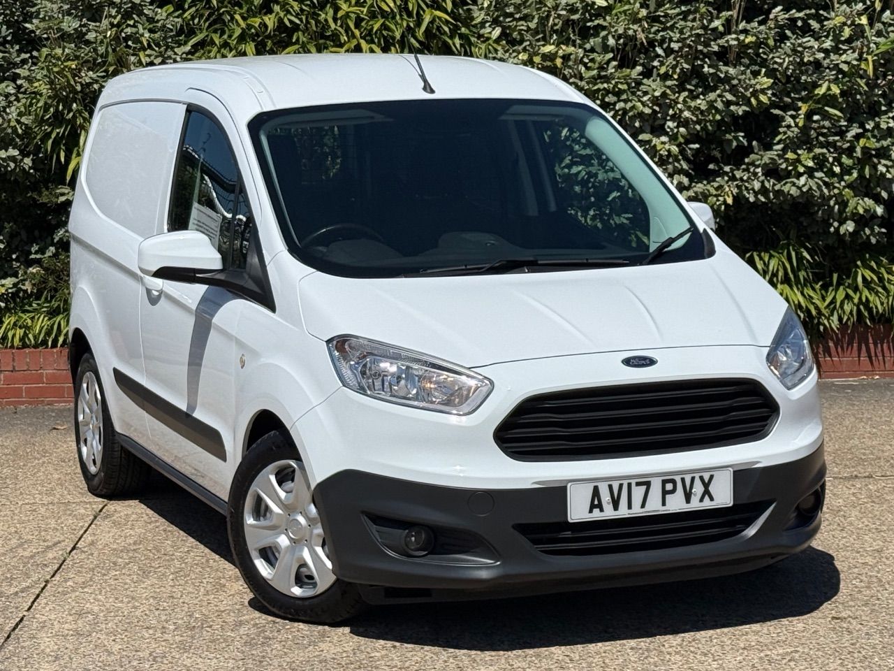 2017 Ford Transit Courier