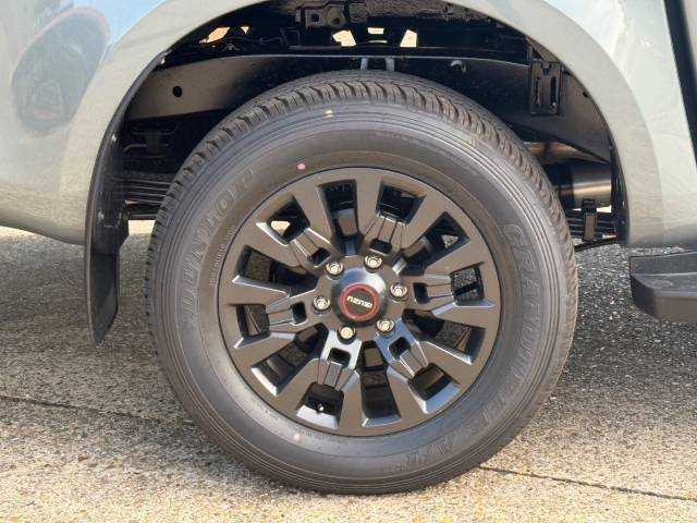 2026 Isuzu D-max 2.2 V-Cross 8 Speed Auto 26MY