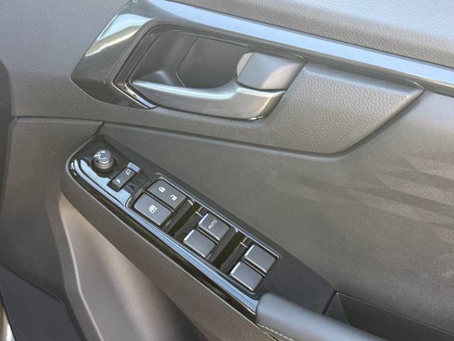 2026 Isuzu D-max 2.2 V-Cross 8 Speed Auto 26MY