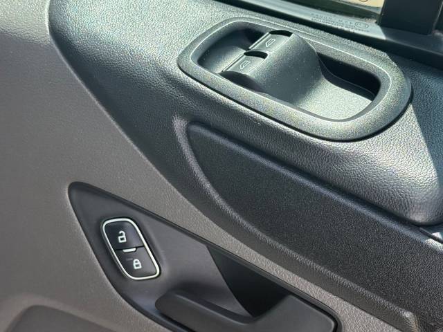 2019 Ford Transit Custom 2.0 TDCi 105ps L1 H1 Van