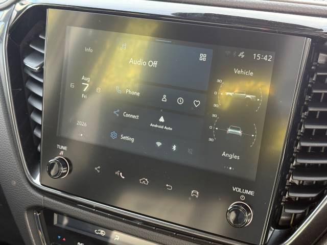 2026 Isuzu D-max 2.2 V-Cross 8 Speed Auto 26MY