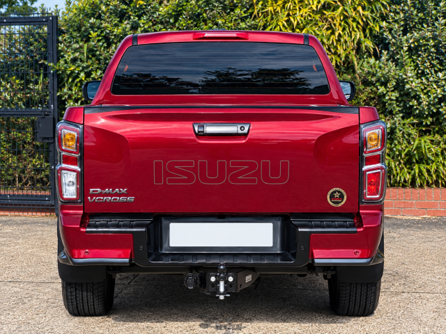 2023 Isuzu D-max 1.9 V-Cross Double Cab 4x4 Auto