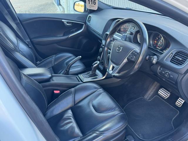 2017 Volvo V40 1.5 T3 [152] R DESIGN Pro 5dr Geartronic