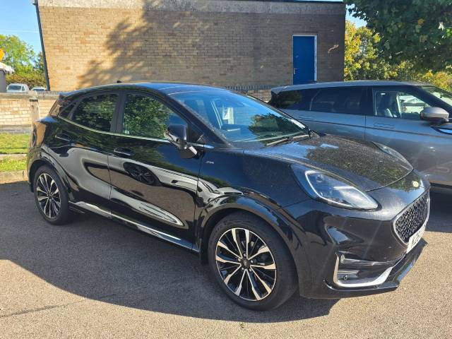 Ford Puma 1.0 EcoBoost Hybr mHEV 155 ST-Line Vignale 5dr DCT Hatchback Petrol Black
