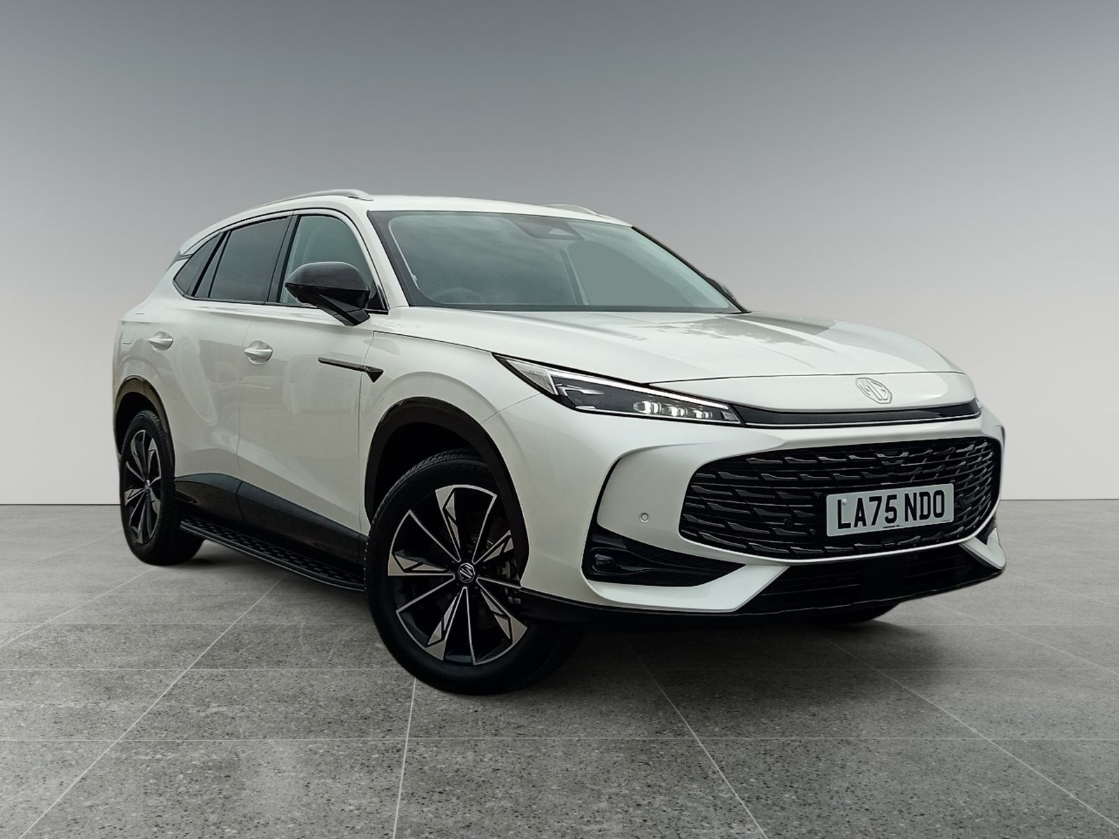 2025 MG Motor UK HS