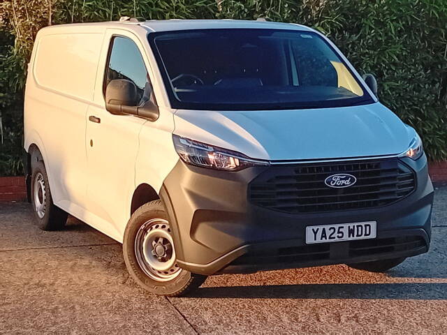 Ford Transit Custom 2.0 EcoBlue 136ps H1 Van Leader Panel Van Diesel White