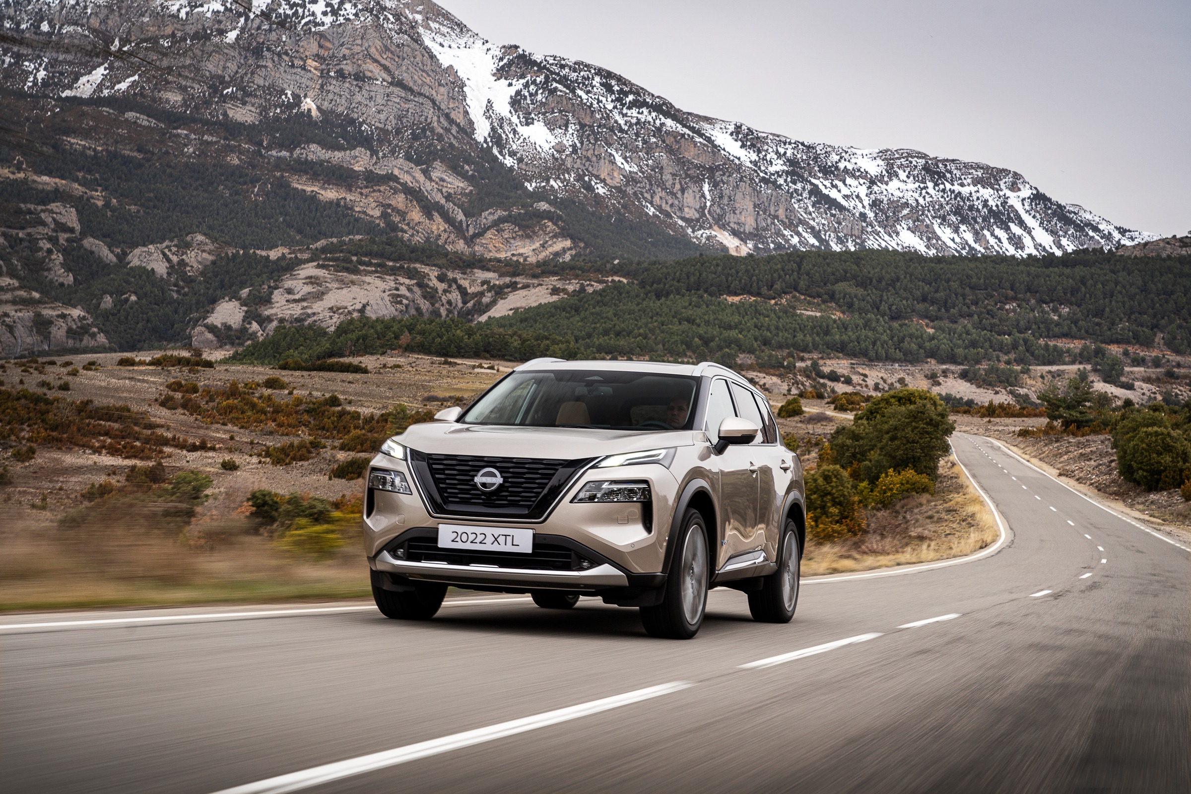 All-New Nissan X-Trail breaks cover