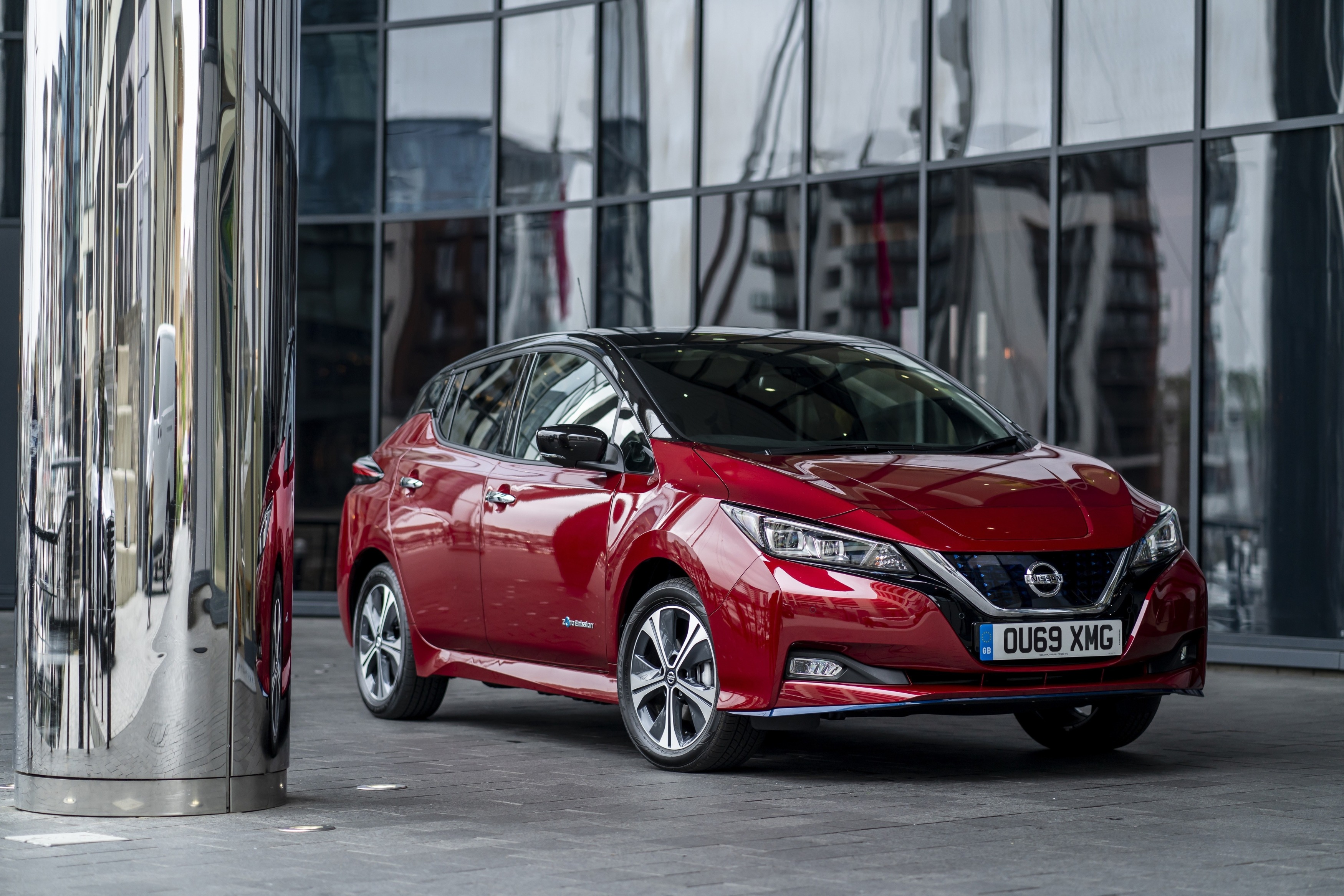 Nissan wins ‘Manufacturer Used Car Scheme of the Year’ trophy at Car Dealer Magazine Used Car Awards