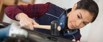 Vehicle Body Repair Technician / Vehicle Strip & Refit Technician